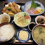 なぎさ亭 - なぎさ定食全景です