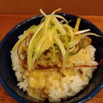 俺の中華たなか家 - 担々麺といえば「オンザライス」＼(^o^)／　スープをかけかけいただくとすこぶる美味♥