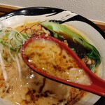 俺の中華たなか家 - 先ずは「蓮華スープ」リフト⤴️❊ピント❊がぁ〜(TOT)