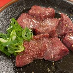 アジェ - 鮮度抜群のレバー