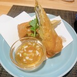 天満天神飯店 - 穴子とベビーコーンの春巻き