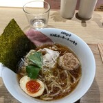 創業麺類元年 坂本龍馬が愛したラーメン食堂 - 