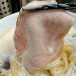 麺〜seeness〜なかの - 特製TORI白湯らーめん醤油のチャーシュー