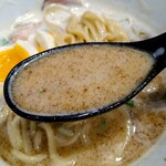 Men Shinesu Nakano - 特製TORI白湯らーめん醤油のスープ