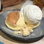 ESPRESSO D' WORKS yellow - スフレパンケーキ