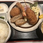 Shisuitei - ミックスフライ定食(1330円)