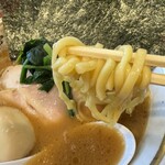 ラーメン濱野家 - 安定の杉箱の短角麺