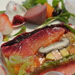 Coin - 生のレインボートラウトと地場野菜がよく合う