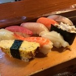 Sushi Izakaya Yataizushi - すし梅9貫
