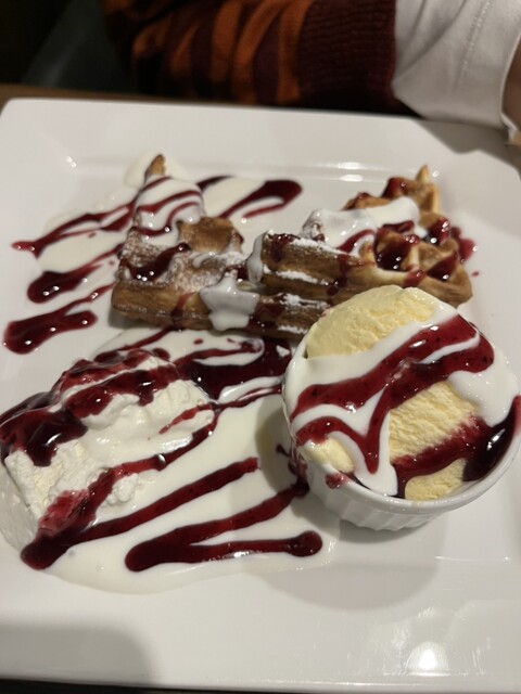 Aladdin Kuraya photo 3