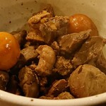 七福 - 鶏もつ煮込み。ってキンカン50年ぶり？我が家のまずいメニュー第一位が鶏もつ炊き込みご飯だった…。いや、こちらのは美味しいです。