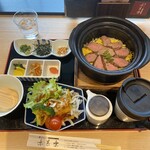 Hakata mabushi misora - 黒毛和牛のまぶしとサラダのセット（多分人間ドックのランチチケット専用のセット）