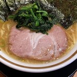 横浜家系ラーメン 三郷家 - チャーシュー。