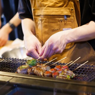 We are particular about the ingredients, and the skewers and dishes are carefully prepared by hand.