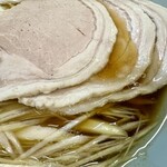 王将ラーメン - チャーシュー。