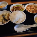 Yuuzen - 豚肉とニンニクの茎炒め