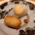 温石 - 前菜　聖護院大根のふろふき、揚げた真薯