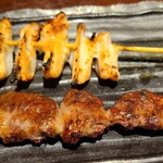 Yakitori Kogara - ⑦はつ【塩】(税込200円)⑧薬研軟骨【塩】(税込200円)
                      これと言って突出したものはなく普通かな