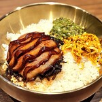 Braised rice bowl