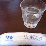 喜ら里 - 水とおしぼり