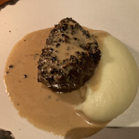 ザ タヴァン グリル＆ラウンジ - 