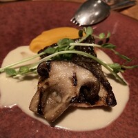 ザ タヴァン グリル＆ラウンジ - 