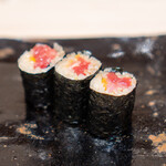 긴자 스시덴 - 참치와 타코와사비