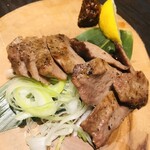 小田原鮮魚と炭焼牛たん かっこ - 