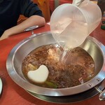譚鴨血 老火鍋 - マーラー鍋