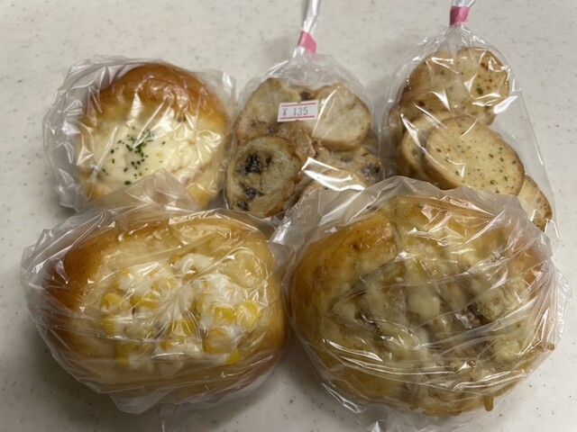 レパン けやき堂 中豊店｜手作りパンと温かい雰囲気のベーカリー