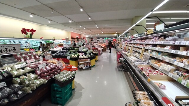 ヨークベニマル 米沢店 - 米沢（コンビニ・スーパー）の写真