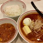 蒙古タンメン中本 - レディースセット690円（北極ラーメン）＋トッピングバター100円
