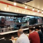 蒙古タンメン中本 - 店内の様子