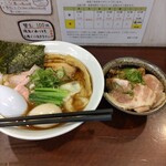 Menya Shichiriya - 中華そば・チャーシュー丼