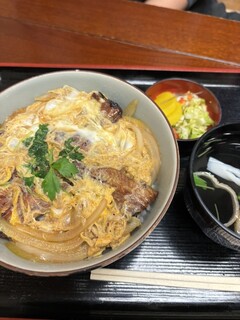 登喜川 - 鰻ゴロゴロ鰻玉丼