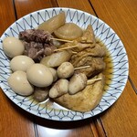 Oden Shousuke - 写真は小さいですが、かなりの大皿なんですよ。