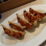 麺ファクトリージョーズゼロ - 餃子は、ふつー