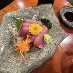 もつ鍋帝王 ふるさと - ブリ刺し