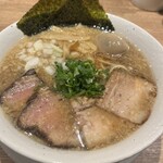 R+ 隠れ家すぎるラーメン屋 - 