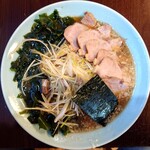 ラーメンスズキ - 料理写真:2024年1月　ネギチャーシューメン＋ワカメ　1150＋100円