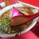 Tomi Shin Ramen - スープ