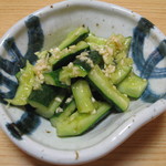 ゆたか - ('13/11)秋山キュウリ（300円）　地名かと思ったら、秋山さんのキュウリだた