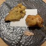鮨 一二郎 - カリッと硬質に揚がった舞茸と白子の天ぷらに季節を感じます。もう冬ですね〜。