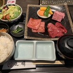 Hida Gyuu Yakiniku Kankoku Ryouri Maruaki - 