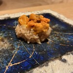 鮨 一二郎 - 北海道・礼文の馬糞雲丹。子供の頃はバフンウニしか食べたことがなかった贅沢な子w雲丹といったらコレ！