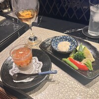 HIKARI - 