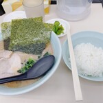 横浜家系ラーメン 田中 - 