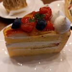 西洋菓子＆カフェ シャンティーヒラノ - シャルロットフレーズ