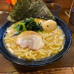 濃厚豚骨ラーメン 濱虎家 - 