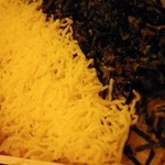 東筑軒 折尾本社売店 - 錦糸卵と刻み海苔と